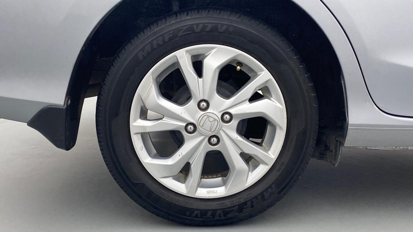 2018 Honda Amaze 1.2 VXMT I VTEC, Petrol, Manual, 22,058 km, Right Rear Wheel