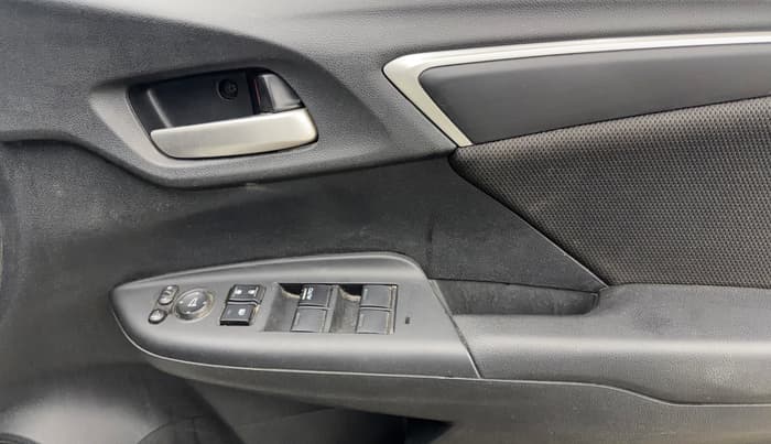 2021 Honda WR-V 1.2L I-VTEC VX MT, Petrol, Manual, 69,895 km, Driver Side Door Panels Control