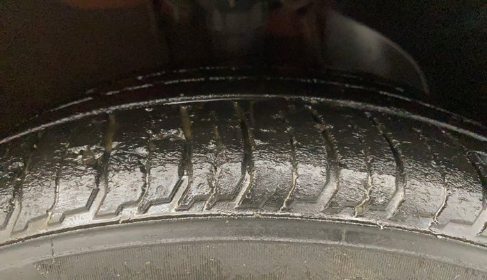 2022 Hyundai NEW I20 SPORTZ 1.2 MT, Petrol, Manual, 49,302 km, Right Front Tyre Tread