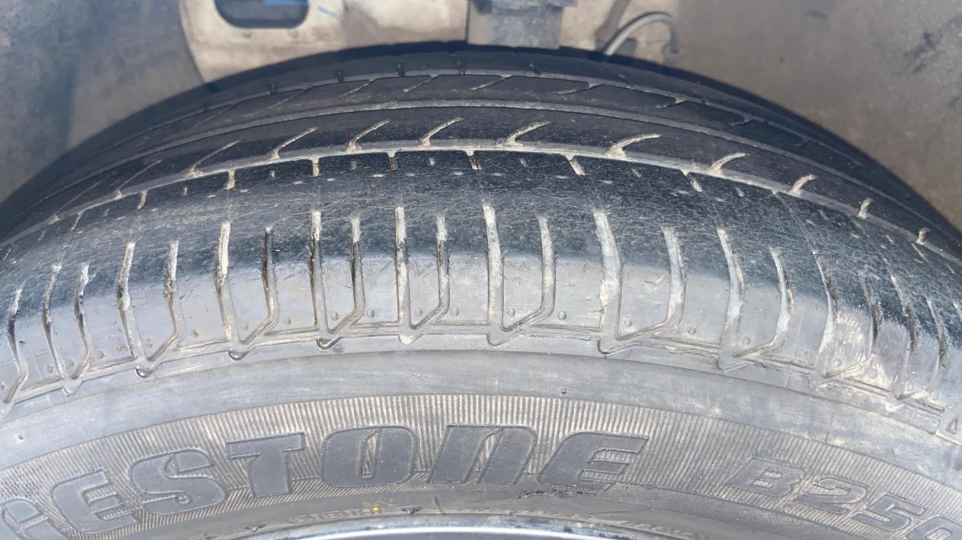 2019 Hyundai Elite i20 SPORTZ PLUS 1.2, Petrol, Manual, 50,316 km, Left Front Tyre Tread