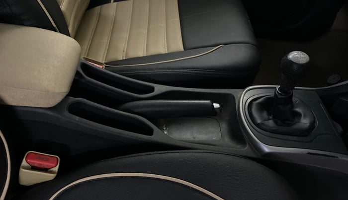 2018 Honda City 1.5L I-VTEC SV, Petrol, Manual, 62,608 km, Gear Lever