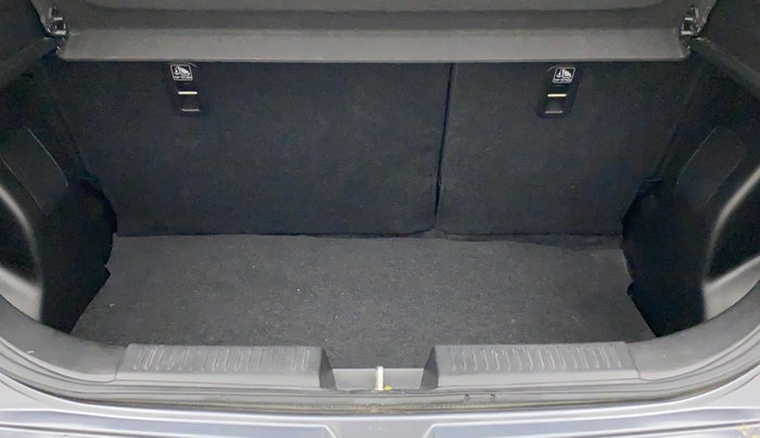2022 Maruti Baleno ALPHA 1.2 AGS, Petrol, Automatic, 9,837 km, Boot Inside