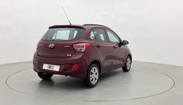 2016 Hyundai Grand i10 SPORTZ 1.2 KAPPA VTVT, Petrol, Manual, 28,467 km, Right Back Diagonal