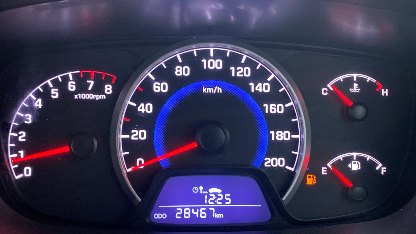 2016 Hyundai Grand i10 SPORTZ 1.2 KAPPA VTVT, Petrol, Manual, 28,467 km, Odometer Image