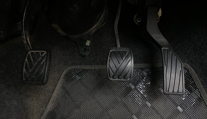 2011 Maruti Ritz VXI, Petrol, Manual, 74,068 km, Pedals