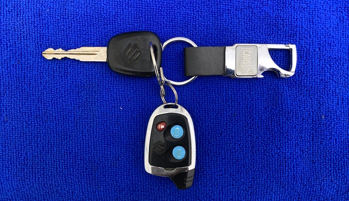 2011 Maruti Ritz VXI, Petrol, Manual, 74,068 km, Key Close Up