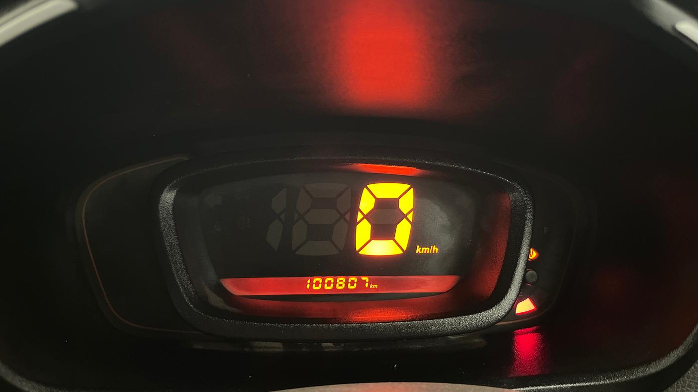 2016 Renault Kwid RXL, Petrol, Manual, 1,00,761 km, Odometer Image