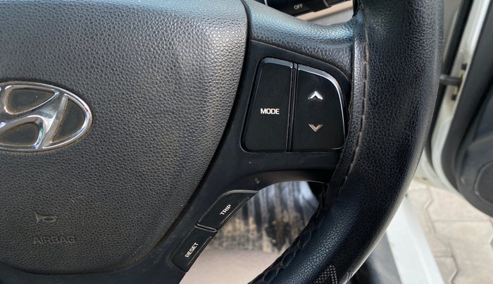 2018 Hyundai Xcent S 1.2, CNG, Manual, 1,22,642 km, Adaptive Cruise Control