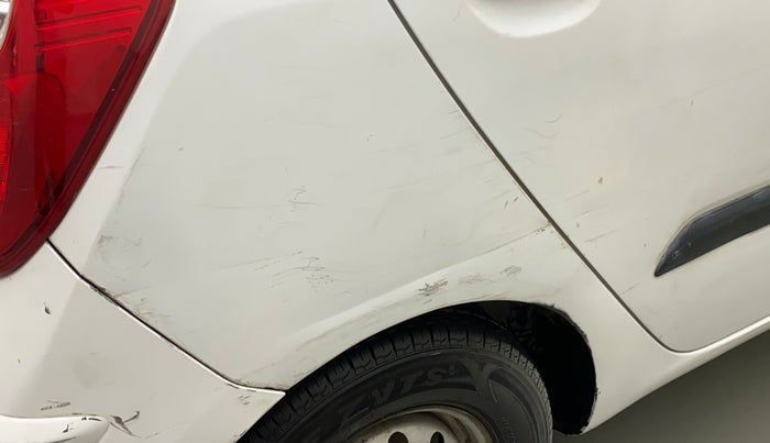 2013 Hyundai i10 MAGNA 1.1, Petrol, Manual, 96,144 km, Right quarter panel - Slightly dented