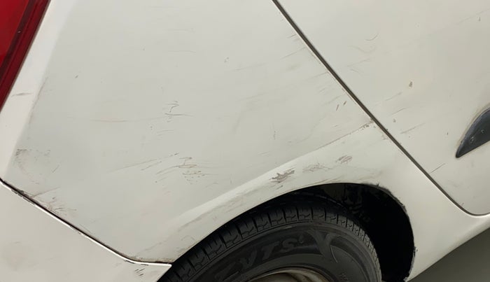2013 Hyundai i10 MAGNA 1.1, Petrol, Manual, 96,144 km, Right quarter panel - Minor scratches