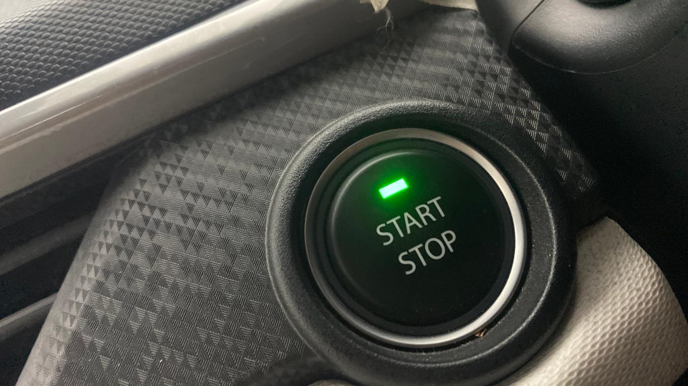 2025 Tata NEXON CREATIVE PLUS 1.2 REVOTRON 6 AMT, Petrol, Automatic, 6,035 km, Keyless Start/ Stop Button