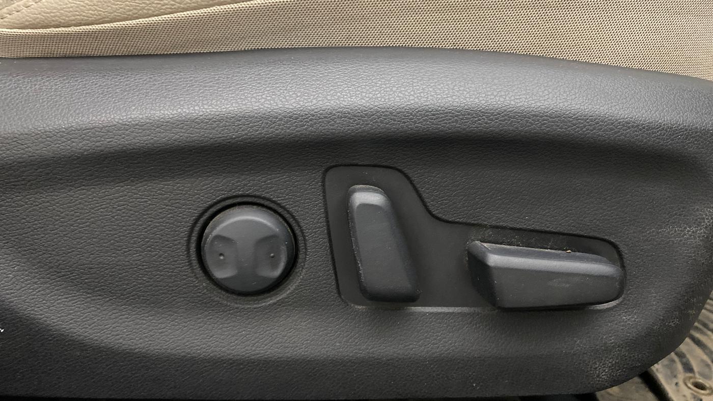 2020 Hyundai New Elantra 2.0 SX(O) AT PETROL, Petrol, Automatic, 50,981 km, Driver Side Adjustment Panel