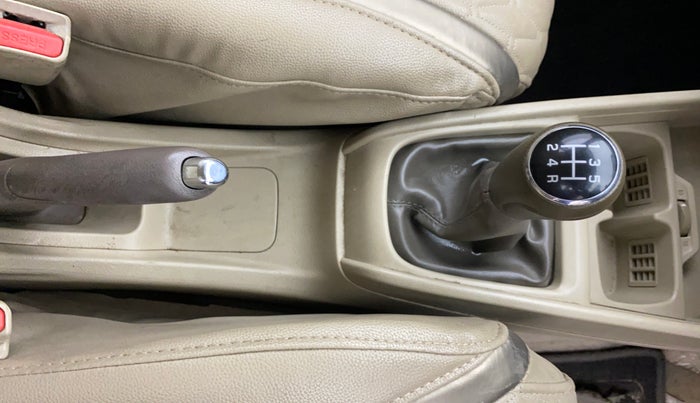 2019 Maruti Ertiga ZXI+ SHVS, Petrol, Manual, 41,554 km, Gear Lever