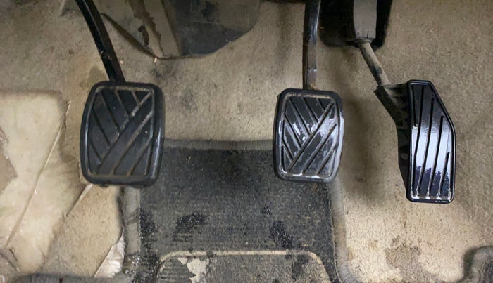 2019 Maruti Ertiga ZXI+ SHVS, Petrol, Manual, 41,554 km, Pedals