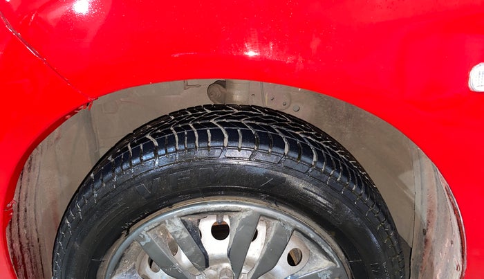 2014 Honda Brio E MT, Petrol, Manual, 48,654 km, Left Front Tyre Tread