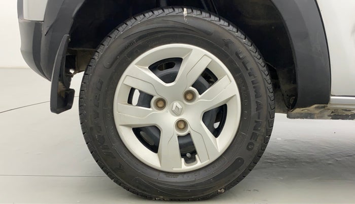 2015 Renault Kwid RXT, Petrol, Manual, 48,799 km, Right Rear Wheel