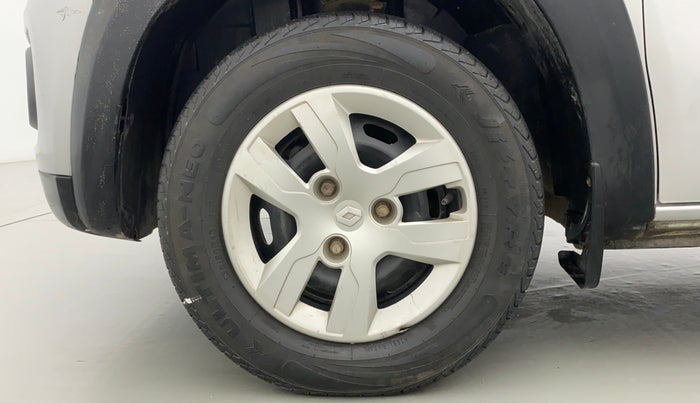 2015 Renault Kwid RXT, Petrol, Manual, 48,799 km, Left Front Wheel