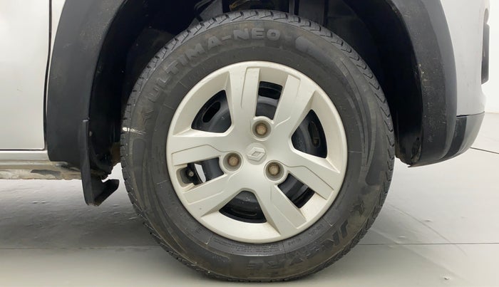 2015 Renault Kwid RXT, Petrol, Manual, 48,799 km, Right Front Wheel