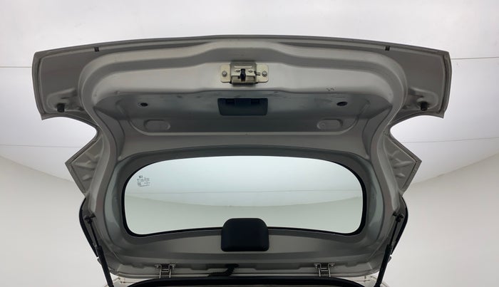 2015 Renault Kwid RXT, Petrol, Manual, 48,799 km, Boot Door Open