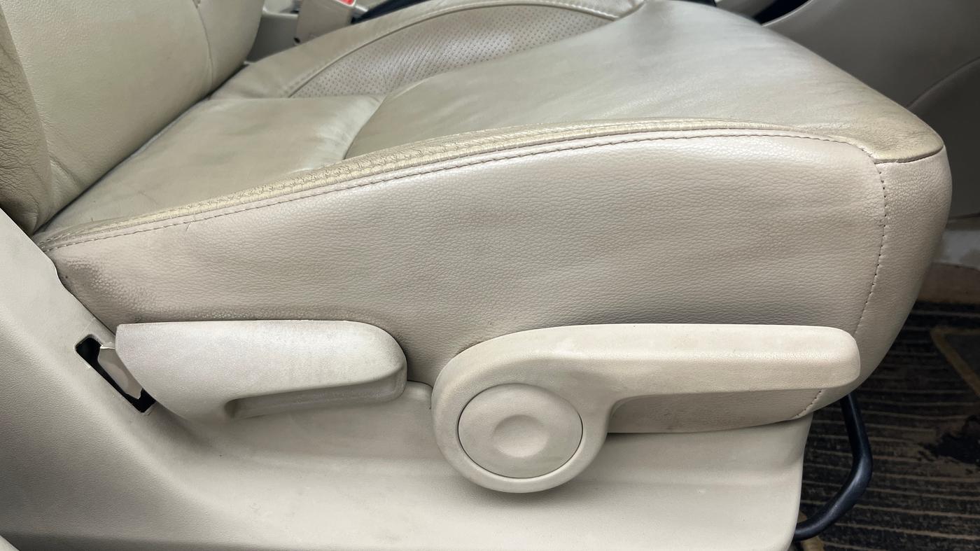 2018 Maruti Ciaz ALPHA DIESEL 1.3, Diesel, Manual, 68,912 km, Driver Side Adjustment Panel