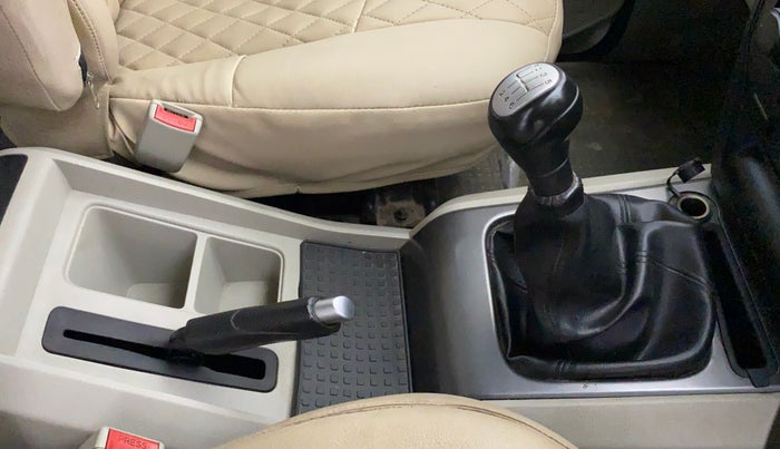2018 Mahindra Scorpio S7, Diesel, Manual, 48,710 km, Gear Lever