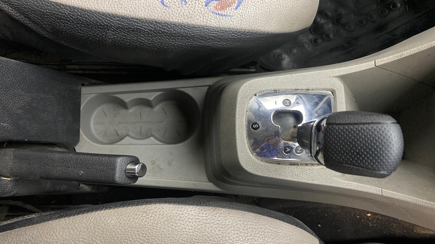 2018 Tata Tiago XZA PETROL, Petrol, Automatic, 70,276 km, Gear Lever