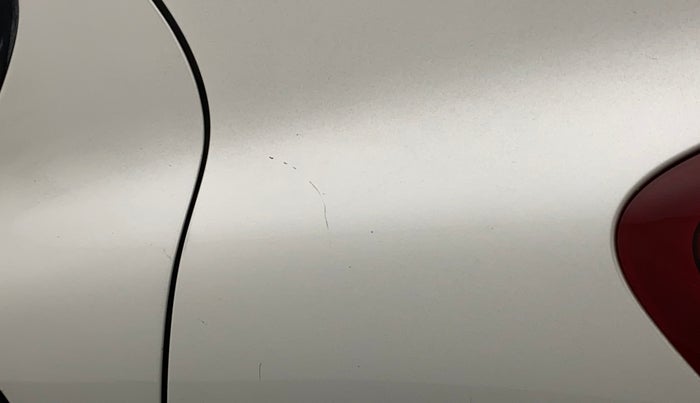 2020 Maruti S PRESSO VXI (O) CNG, CNG, Manual, 39,424 km, Left quarter panel - Minor scratches