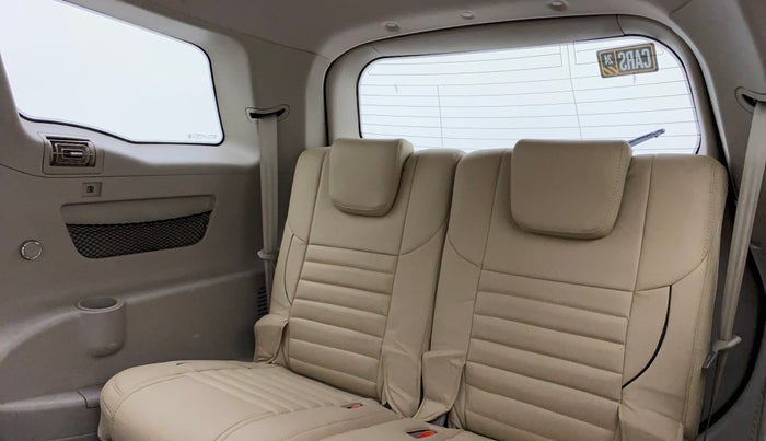 2017 Mahindra XUV500 W6, Diesel, Manual, 51,377 km, Third Seat Row ( optional )