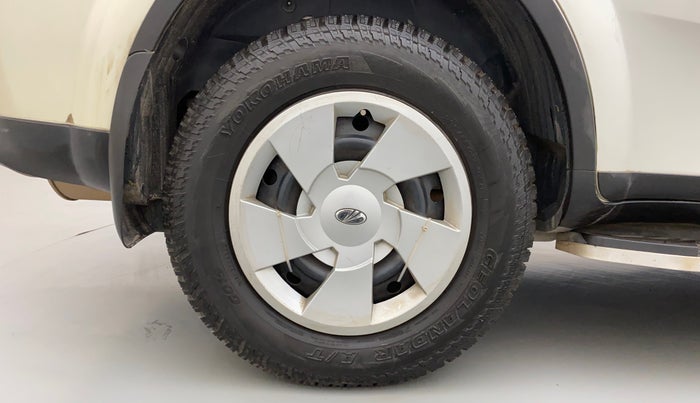 2017 Mahindra XUV500 W6, Diesel, Manual, 51,377 km, Right Rear Wheel