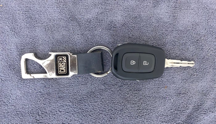 2022 Renault TRIBER RXT, Petrol, Manual, 21,028 km, Key Close Up