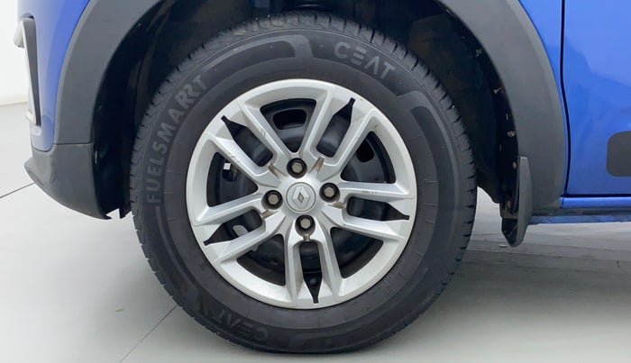 2022 Renault TRIBER RXT, Petrol, Manual, 21,028 km, Left Front Wheel