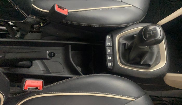 2021 Hyundai NEW SANTRO MAGNA, Petrol, Manual, 59,142 km, Gear Lever
