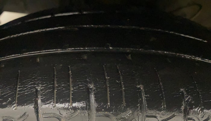 2021 Hyundai NEW SANTRO MAGNA, Petrol, Manual, 59,142 km, Left Front Tyre Tread