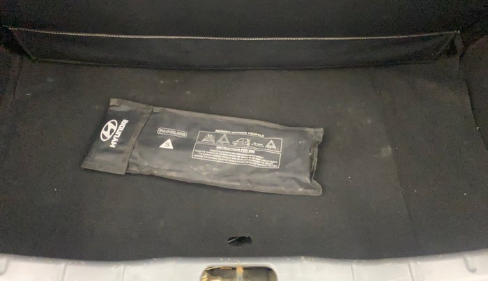 2021 Hyundai NEW SANTRO MAGNA, Petrol, Manual, 59,142 km, Boot Inside