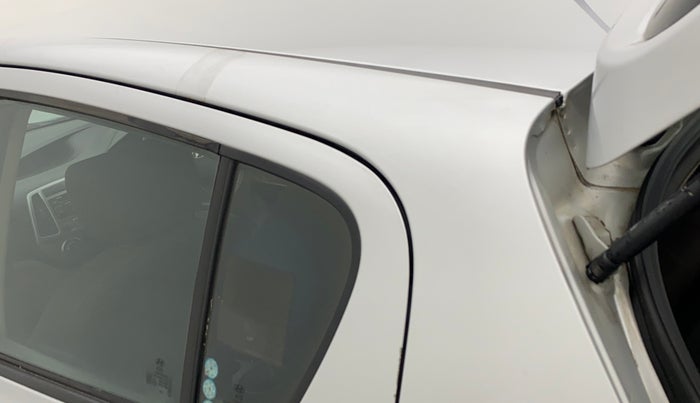 2012 Hyundai i20 SPORTZ 1.2, Petrol, Manual, 99,352 km, Left C pillar - Slight discoloration