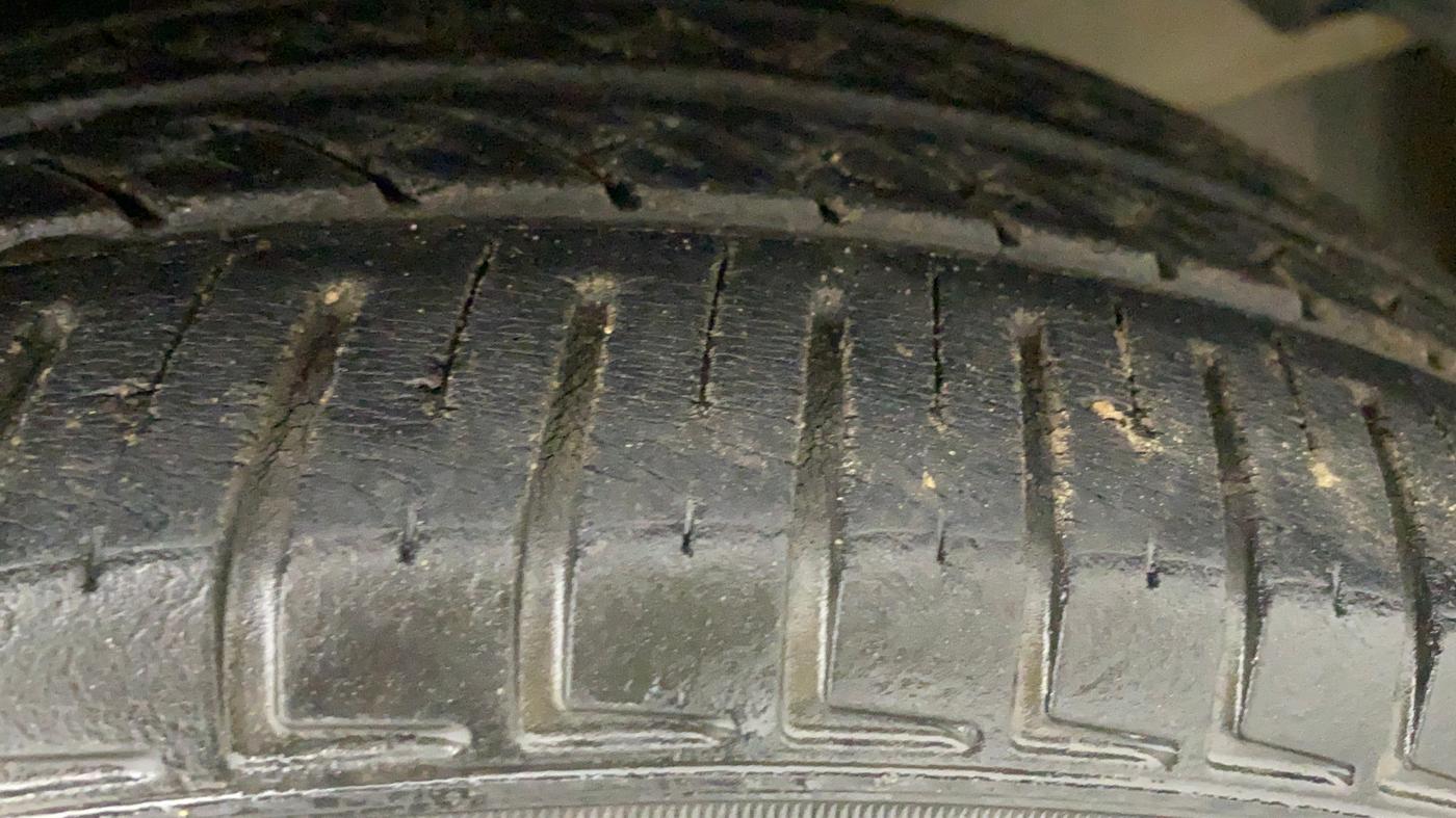 2012 Hyundai i20 SPORTZ 1.2, Petrol, Manual, 99,352 km, Right Front Tyre Tread