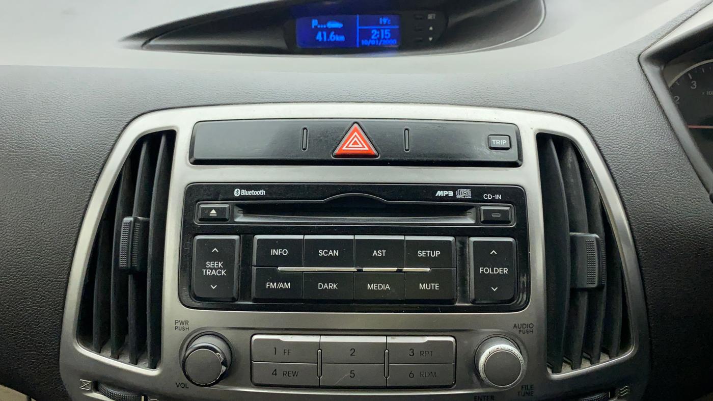 2012 Hyundai i20 SPORTZ 1.2, Petrol, Manual, 99,352 km, Infotainment System