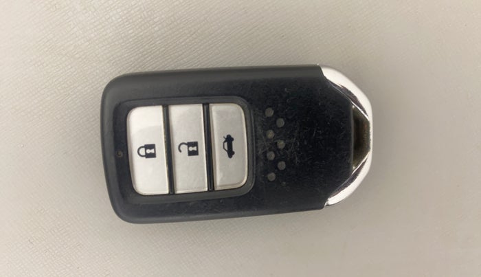 2017 Honda City 1.5L I-VTE V CVT, Petrol, Automatic, 54,125 km, Key Close Up