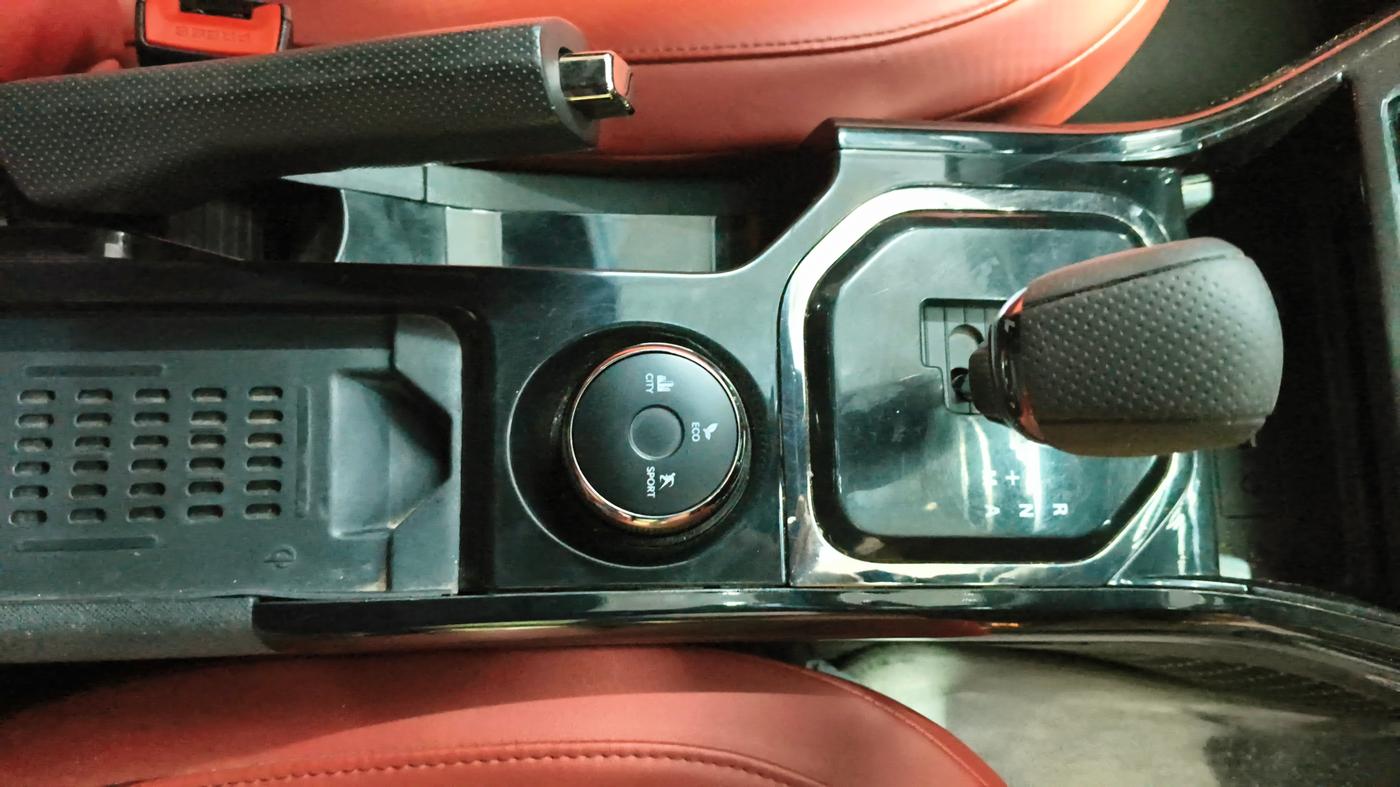 2023 Tata NEXON XZA PLUS LUX SUNROOF RED DARK DIESEL, Diesel, Automatic, 63,901 km, Gear Lever