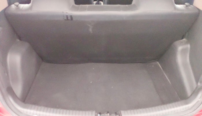 2017 Hyundai Grand i10 ERA 1.2 KAPPA VTVT, Petrol, Manual, 18,070 km, Boot Inside