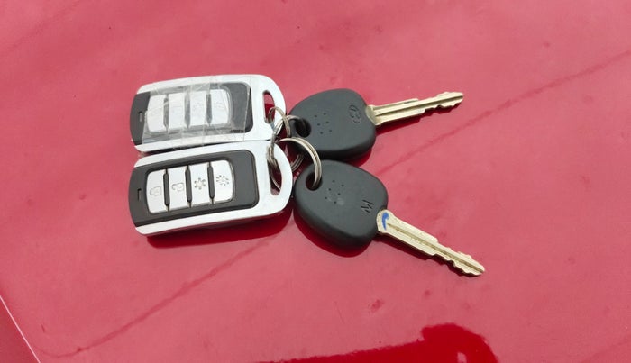 2017 Hyundai Grand i10 ERA 1.2 KAPPA VTVT, Petrol, Manual, 18,070 km, Key Close Up