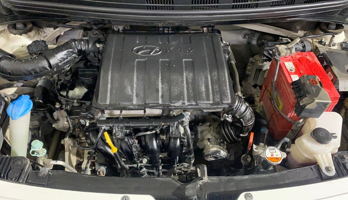 2017 Hyundai Grand i10 MAGNA AT 1.2 KAPPA VTVT, Petrol, Automatic, 26,594 km, Engine View