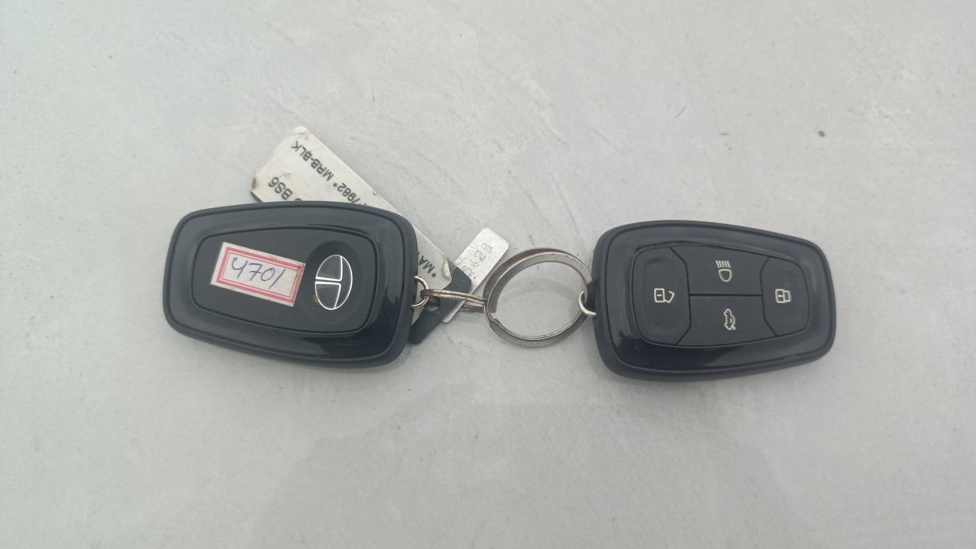 2021 Tata ALTROZ XZ PETROL, Petrol, Manual, 78,210 km, Key Close Up
