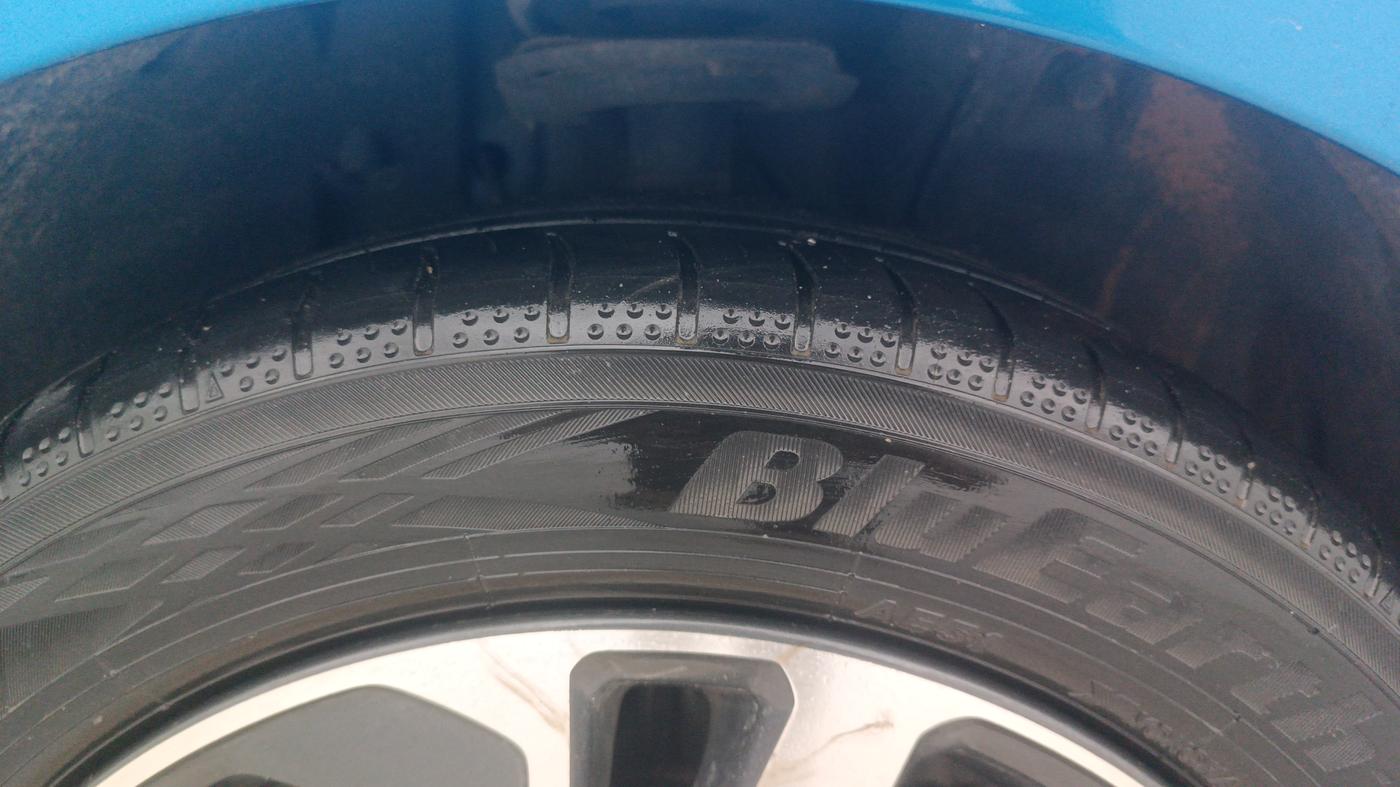 2021 Tata ALTROZ XZ PETROL, Petrol, Manual, 78,210 km, Right Front Tyre Tread
