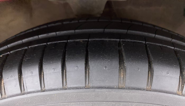 2012 Hyundai i10 SPORTZ 1.2 AT KAPPA2, Petrol, Automatic, 54,545 km, Right Front Tyre Tread