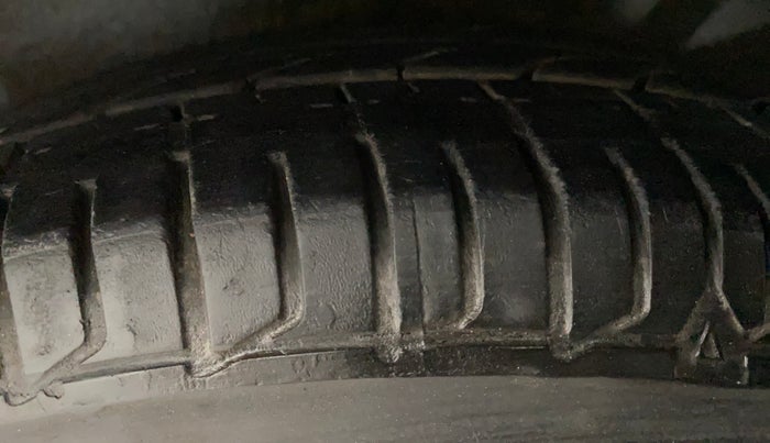 2012 Hyundai i10 SPORTZ 1.2, Petrol, Manual, 57,983 km, Right Rear Tyre Tread