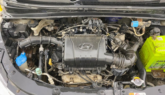 2016 Hyundai i10 MAGNA 1.1, CNG, Manual, 93,408 km, Engine View - Right