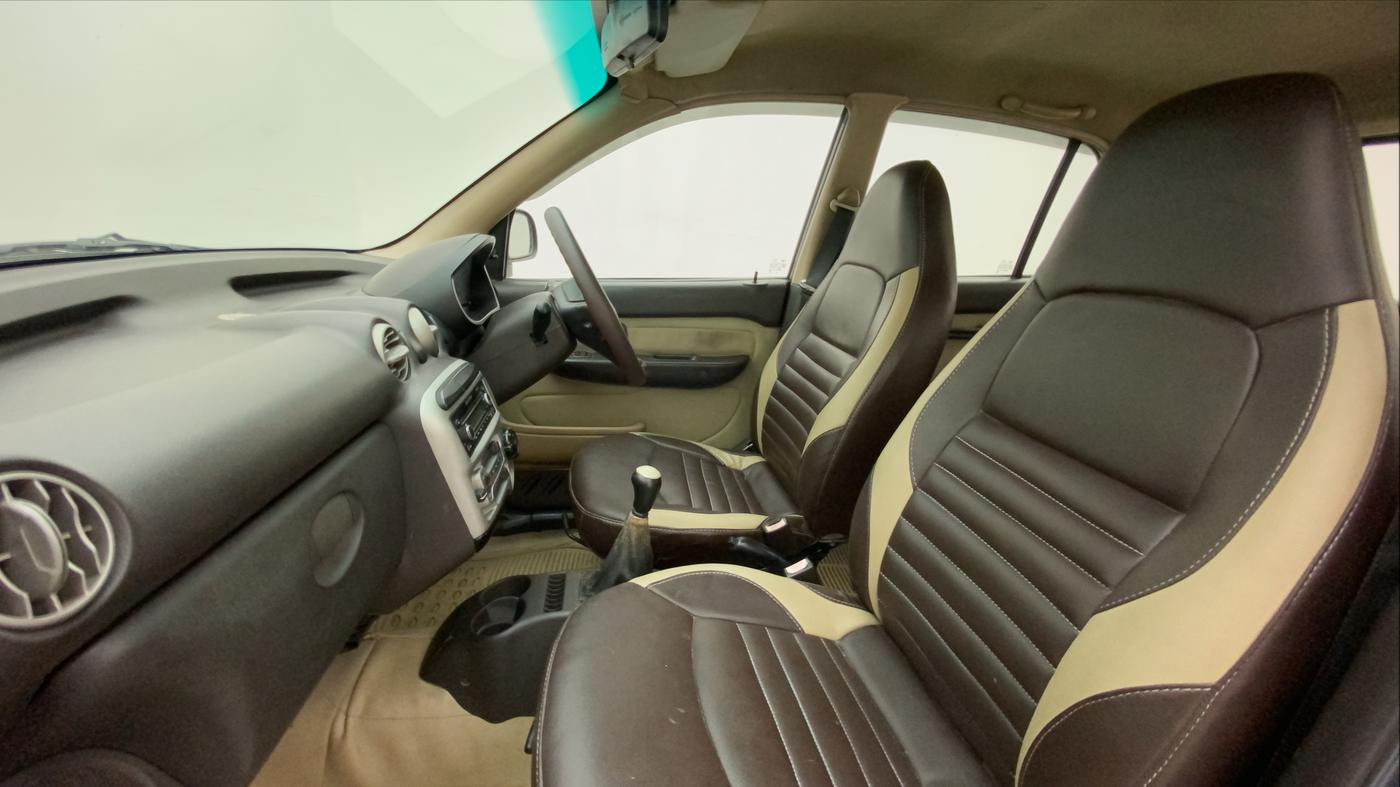 2011 Hyundai Santro Xing GLS, Petrol, Manual, 1,41,380 km, Right Side Front Door Cabin