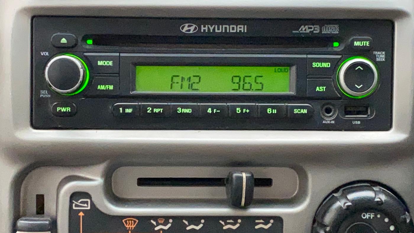 2011 Hyundai Santro Xing GLS, Petrol, Manual, 1,41,380 km, Infotainment System