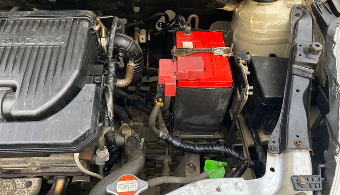 2014 Maruti Swift VXI, Petrol, Manual, 72,574 km, Engine View - Left